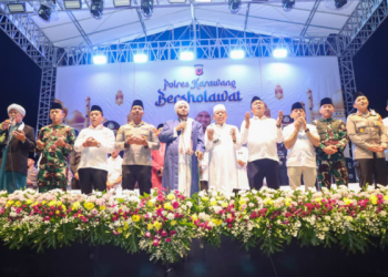 Polres Karawang Gelar Karawang Bersholawat Bersama Habib Syech bin Abdul Qodir Assegaf