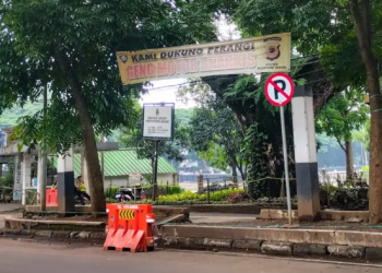 Jaga Kota Bandung Kondusif, Polisi Amankan Enam Terduga Anggota Kelompok Bermotor Bawa Senjata Tajam