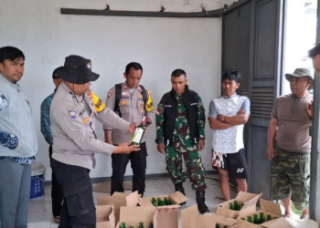 Jelang Nataru, Polsek Pasirwangi Bongkar Peredaran Miras dalam Operasi Gabungan