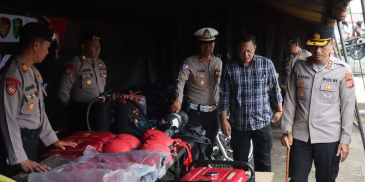 Kapolres Garut Cek Kesiapan Peralatan Siaga Bencana untuk Hadapi Potensi Bencana Alam
