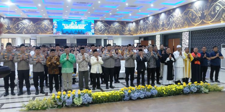 WUJUD SOLIDARITAS, POLDA JABAR BERSAMA PARA PEMUKA AGAMA GELAR DOA BERSAMA UNTUK KORBAN BENCANA ALAM