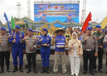 Kapolda Jabar Pimpin Apel Pembentukan Komunitas Nelayan Kamtibmas Digelar di Dermaga Ditpolairud Polda Jabar