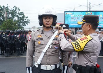 Hujan Tak Surutkan Apel Gelar Pasukan Operasi Lilin Lodaya Polres Cianjur