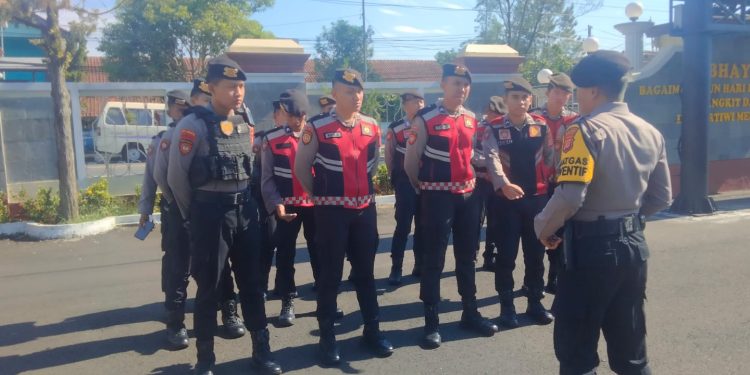 Polres Ciamis Gelar Apel Kesiapan Satgas Preventif Operasi Lilin Lodaya 2025