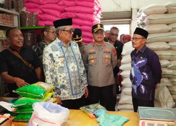 Forkopimda Kota Banjar Gelar Sidak untuk Stabilkan Harga Bahan Pokok Jelang Natal dan Tahun Baru