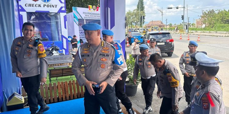 Propam Polri Gaktibplin Personel Polresta Bandung di Pos Terpadu Al-Fathu