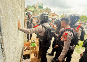 Polresta Bandung Sita Ribuan Botol Miras dalam Operasi Cipta Kondisi Jelang Natal