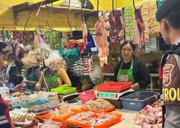 Jelang Nataru Polres Ciamis Cek Ketersediaan dan Kualitas Bahan Pokok di Pasar Imbanagara