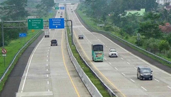 Libur Nataru, Polres Sumedang Siagakan Alat Berat dan Personel di Jalur Rawan Bencana