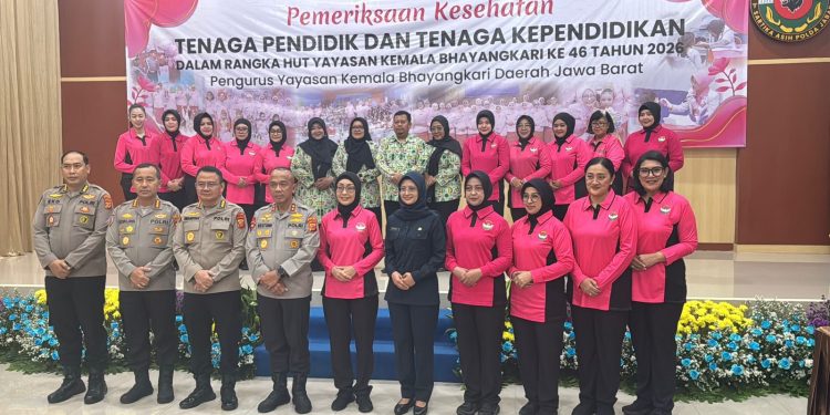 Peringati HUT ke-46 Yayasan Kemala Bhayangkari, Polda Jabar Gelar Pemeriksaan Kesehatan bagi Para Guru