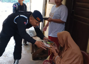 Brimob Polda Jabar Tebar Berkah di Jumat Berkah, Sentuh Masyarakat Jatinangor dan Rancaekek