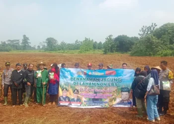 Simbol Kedekatan Polri dan Rakyat: Komunitas Ojol Majalengka Iringi Pelepasan AKBP Willy Andrian