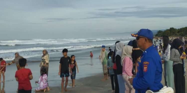 Sat Polairud Polres Garut Tingkatkan Patroli di Pantai Selatan, Imbau Wisatawan Waspada