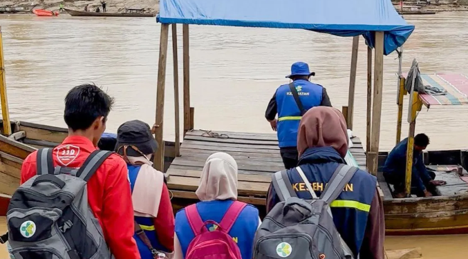 Lebih dari 4.700 Nakes Relawan Dikerahkan ke Sumatera, Menkes: Prioritaskan Desa Terisolasi dan Pengungsian