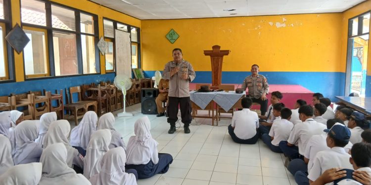Sat Binmas Polres Banjar Gelar BINLUH di SMPN 6 Banjar, Fokus Antisipasi Bullying dan Dampak Negatif Geng Motor